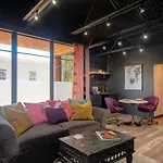 Designer Loft At The Santa Fe Plaza Spacious 520 Sq Ft, King Bed