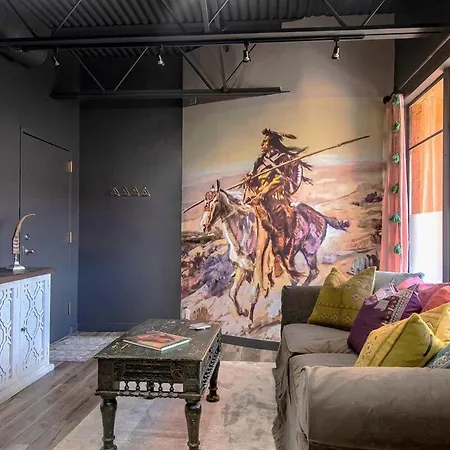 Apartment Designer Loft At The Plaza Spacious 520 Sq Ft, King Bed